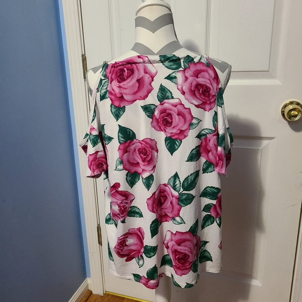 Beautiful Rose Top - Picture 4 of 4
